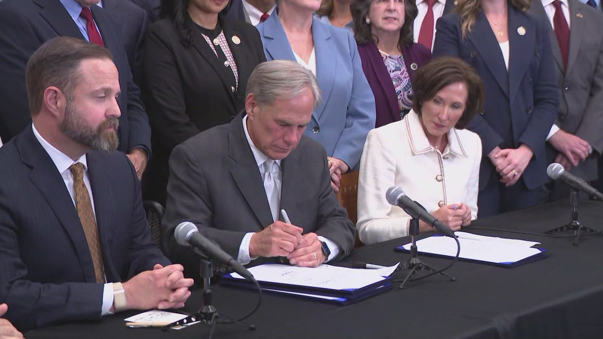 The bill bans people and companies, which the federal government deems a national security threat, from buying or leasing properties in Texas.