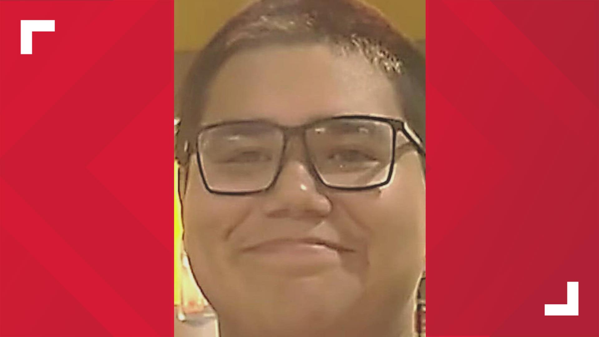 Bexar County deputies searching for missing 17-year-old last seen on ...