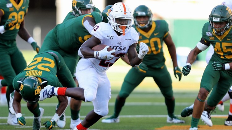 Two Greater SA grads among eight players singled out on Texas Football's preseason All-College team
