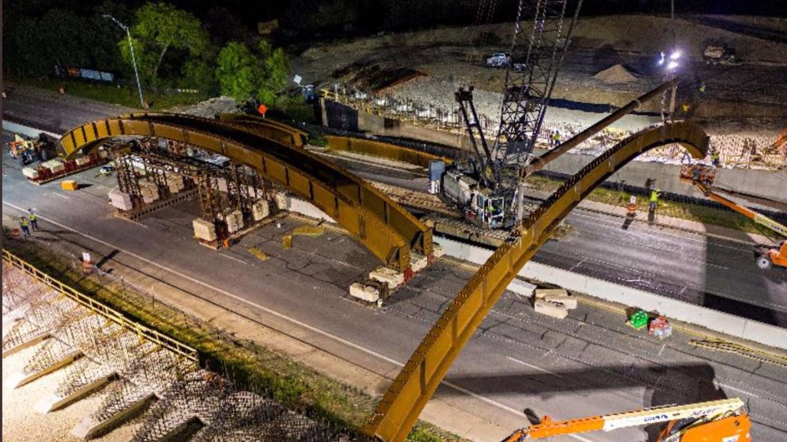 NEW PHOTOS: Land Bridge At Phil Hardberger Park Takes Shape | Kens5.com