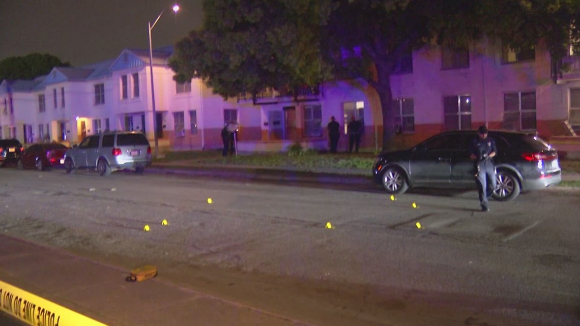 Three People Scramble For Safety After Shots Fired On West Side 