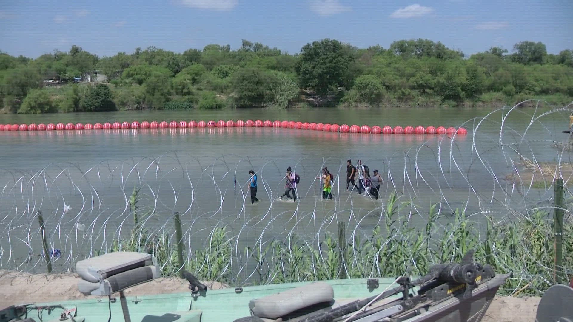 The Mexican government plans to send an inspection team to see if Texas’ buoys have crossed into Mexico’s side of the border.