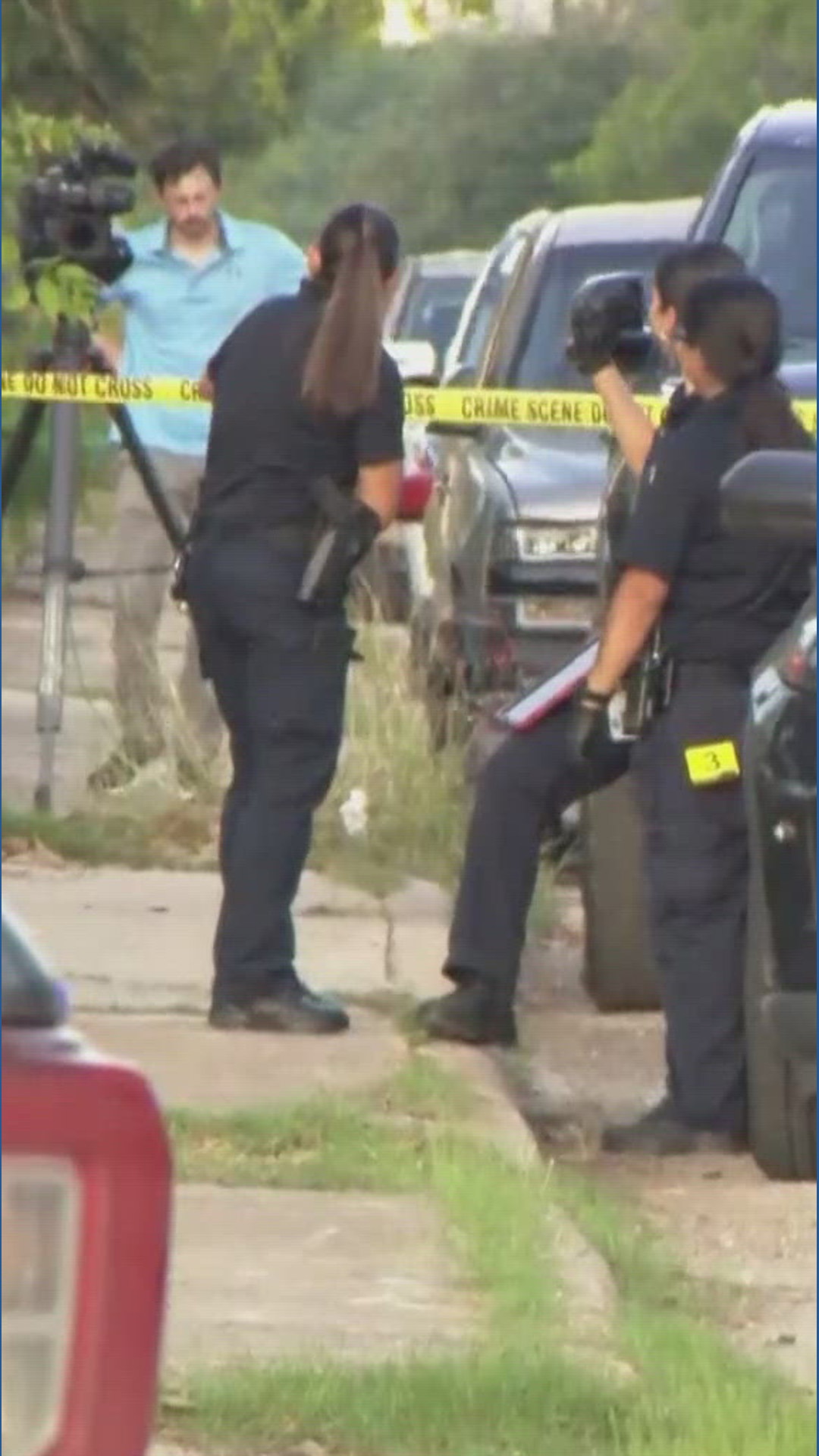 Man arrested after shooting neighbor on south-side of San Antonio ...