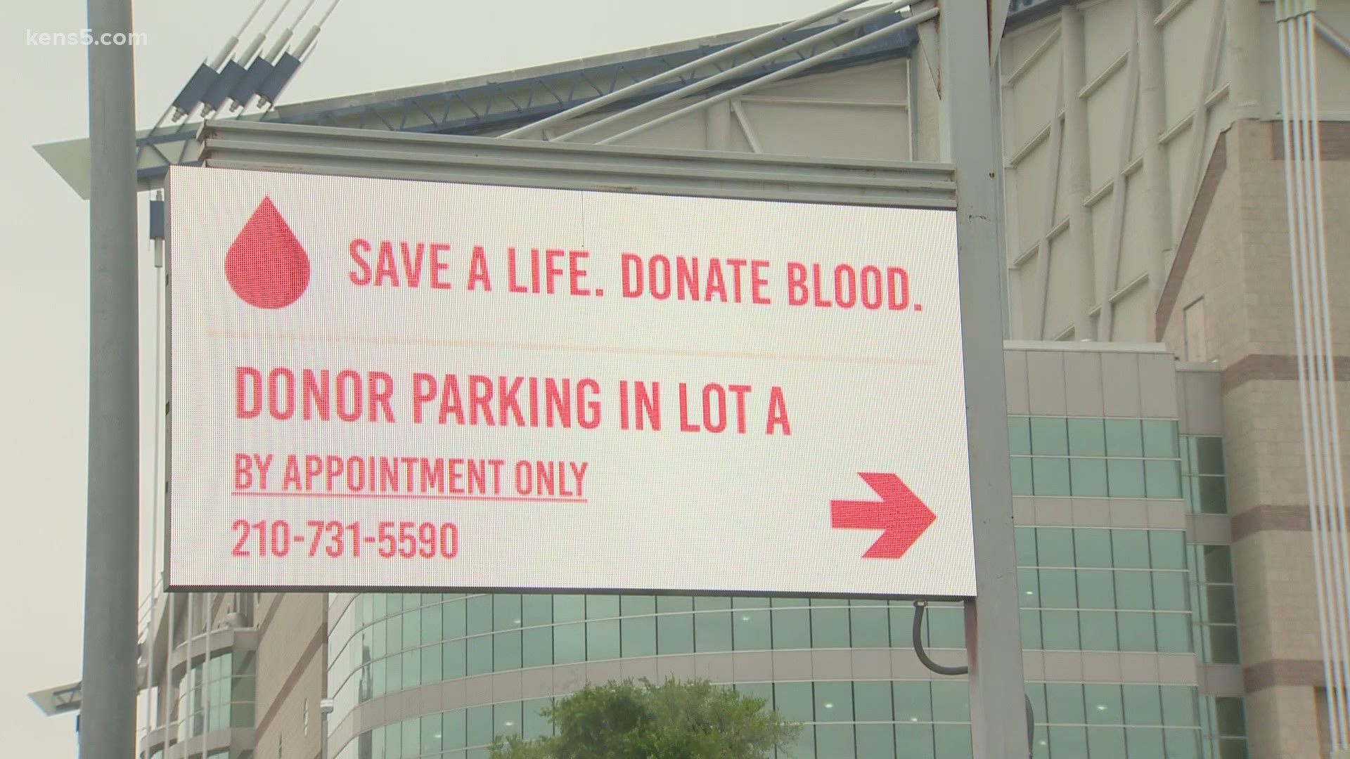 With less people donating and more people traveling, the South Texas Blood & Tissue Center says they need donors to step up and help meet the need.