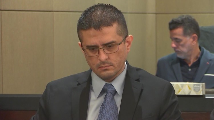 Trial for ex-border patrol agent accused of killing four continues