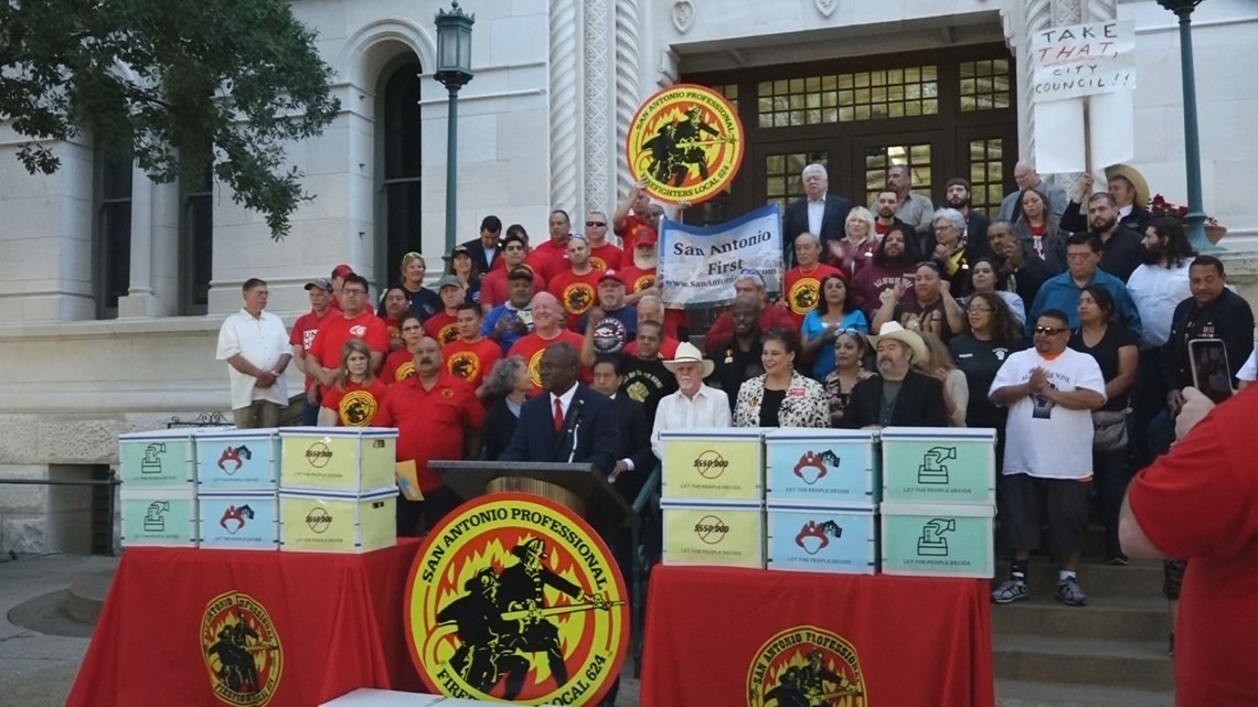 Firefighter's union reaches collective bargaining agreement with city ...