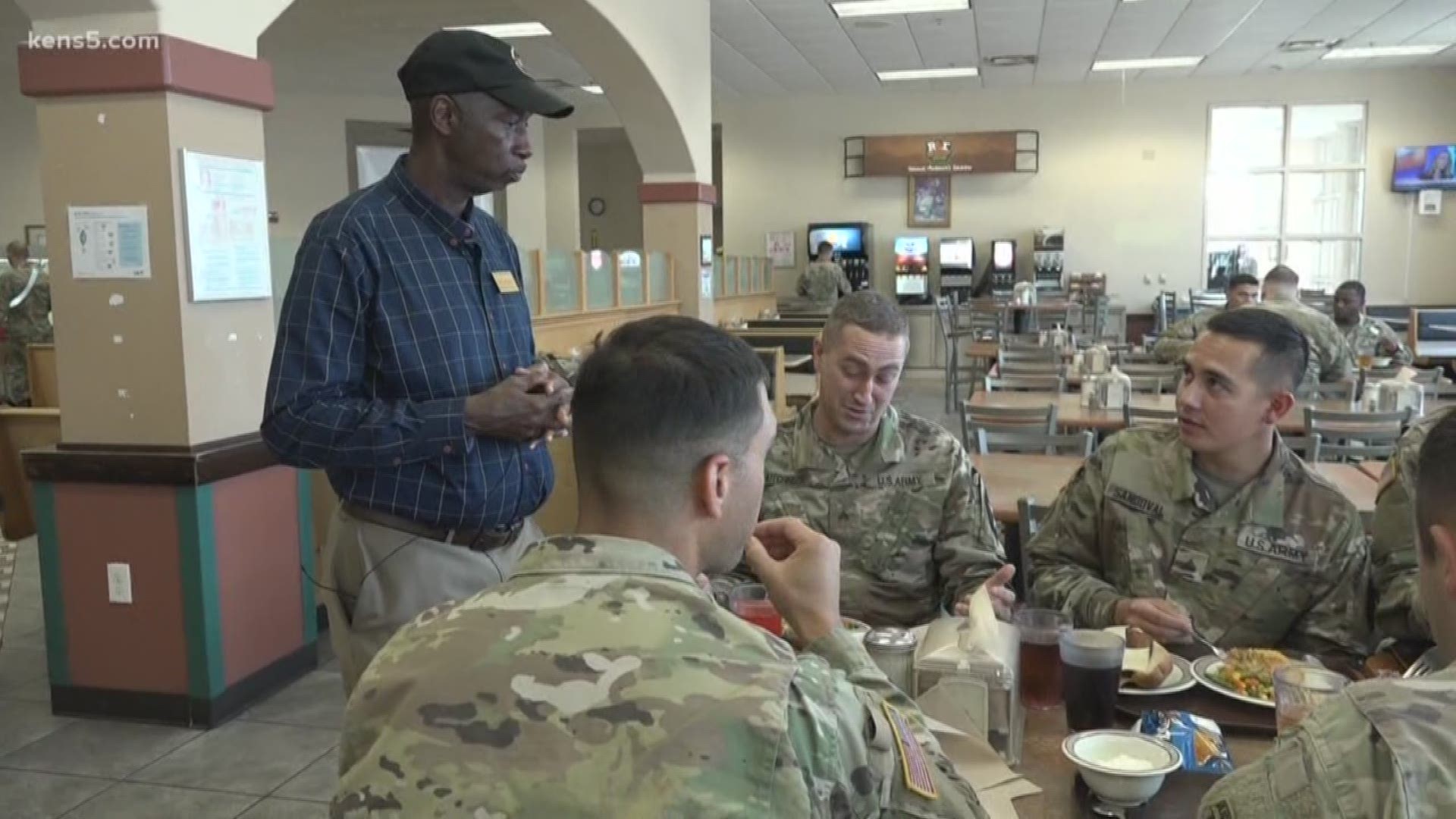 A good meal can do wonders! At the dining halls for our servicemen, there's one man who's dishing up plates of comfort for hard times.