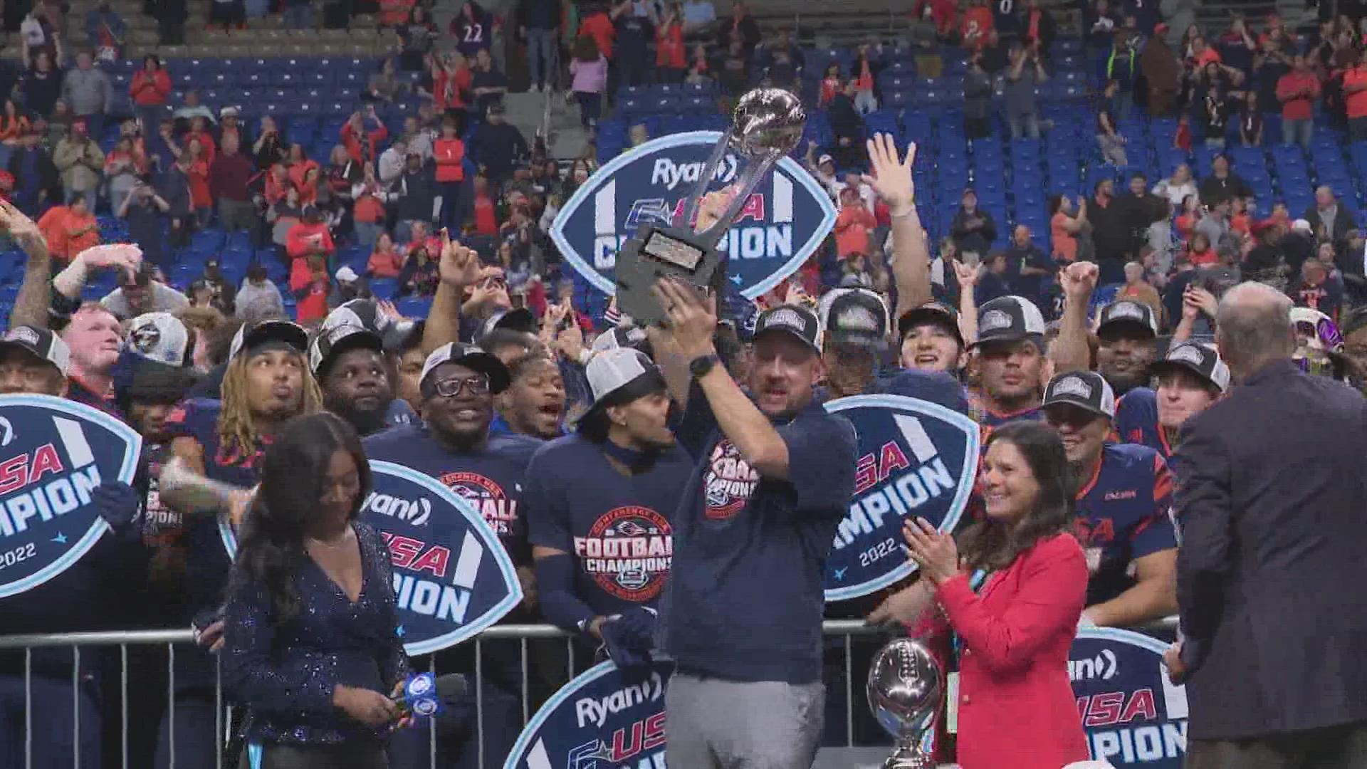 UTSA's football and soccer teams won Conference USA Championships this year and will celebrate with a river parade.
