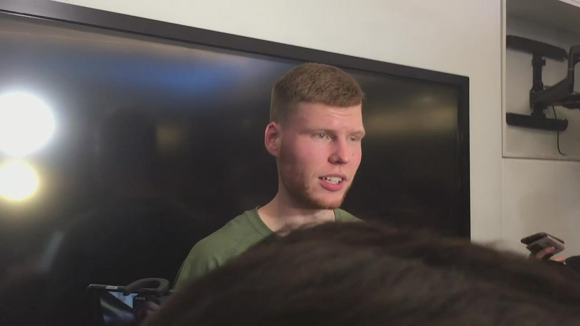 Davis Bertans talks about the Spurs' narrow victory over the Grizzlies