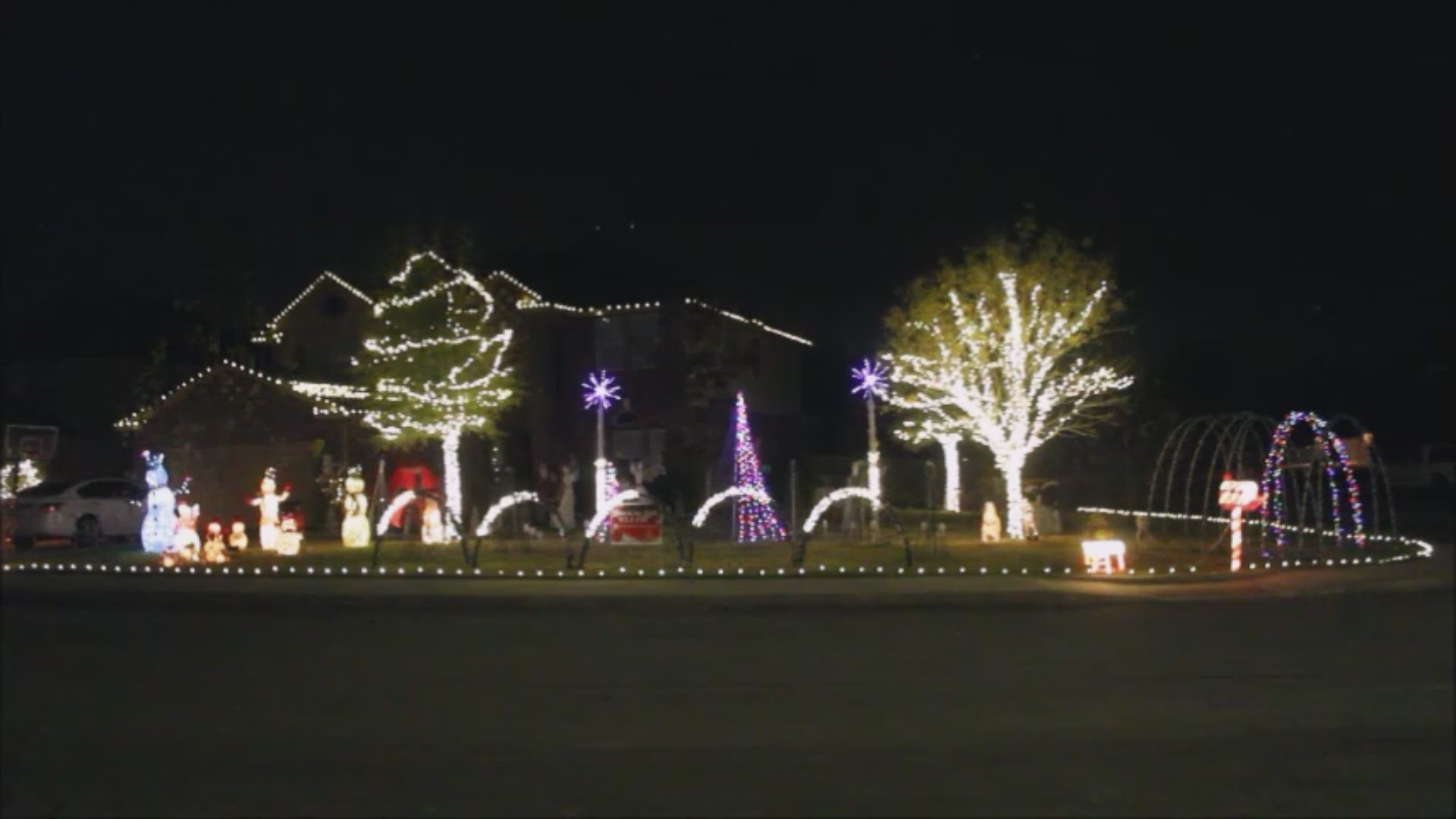 Remember Me song from Coco featured in Christmas Lights Show in Boerne, Tx.