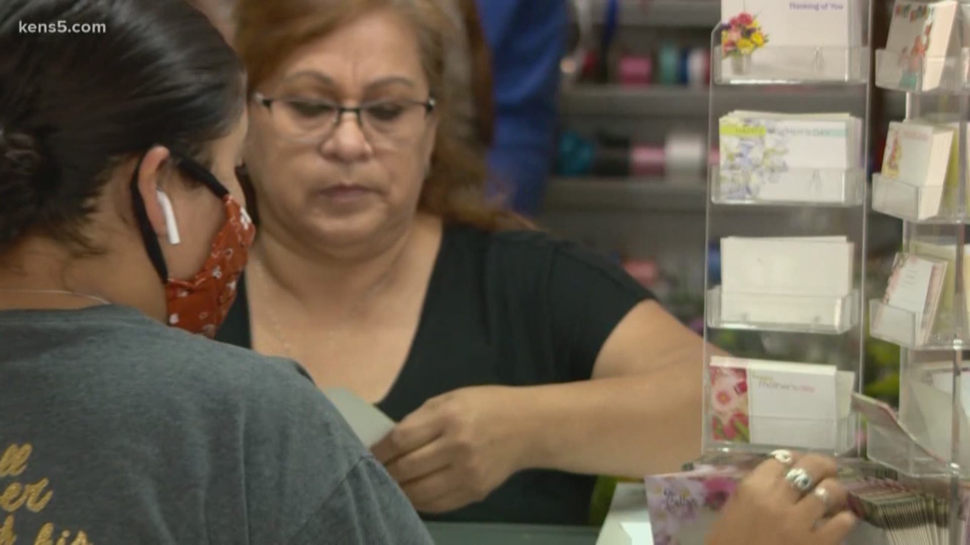 The owner of the shop says she's posed to have her strongest Mother's Day in 34 years.