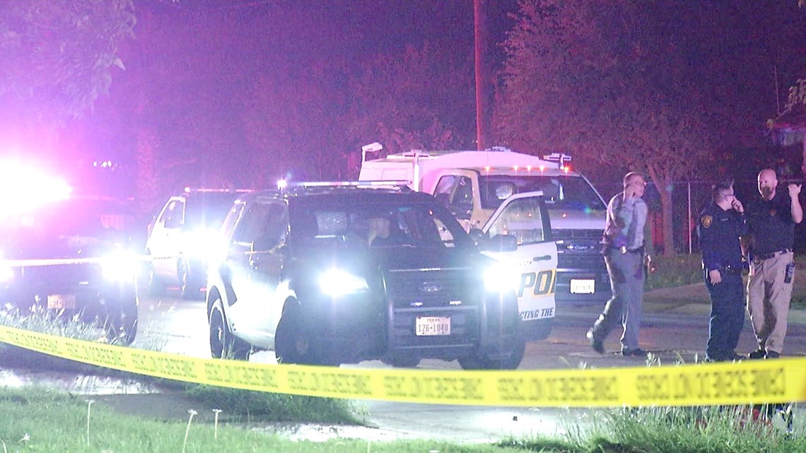 Driver killed after slamming into SAPD patrol car | kens5.com