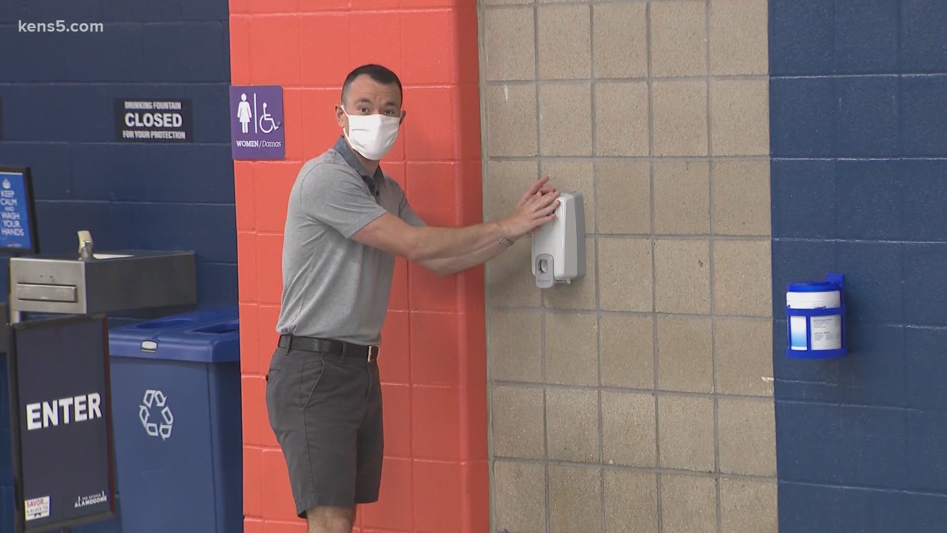 The Alamodome will hold up to 17 percent capacity, which is roughly 11,000 fans. We went in for a preview of the gameday coronavirus precautions.