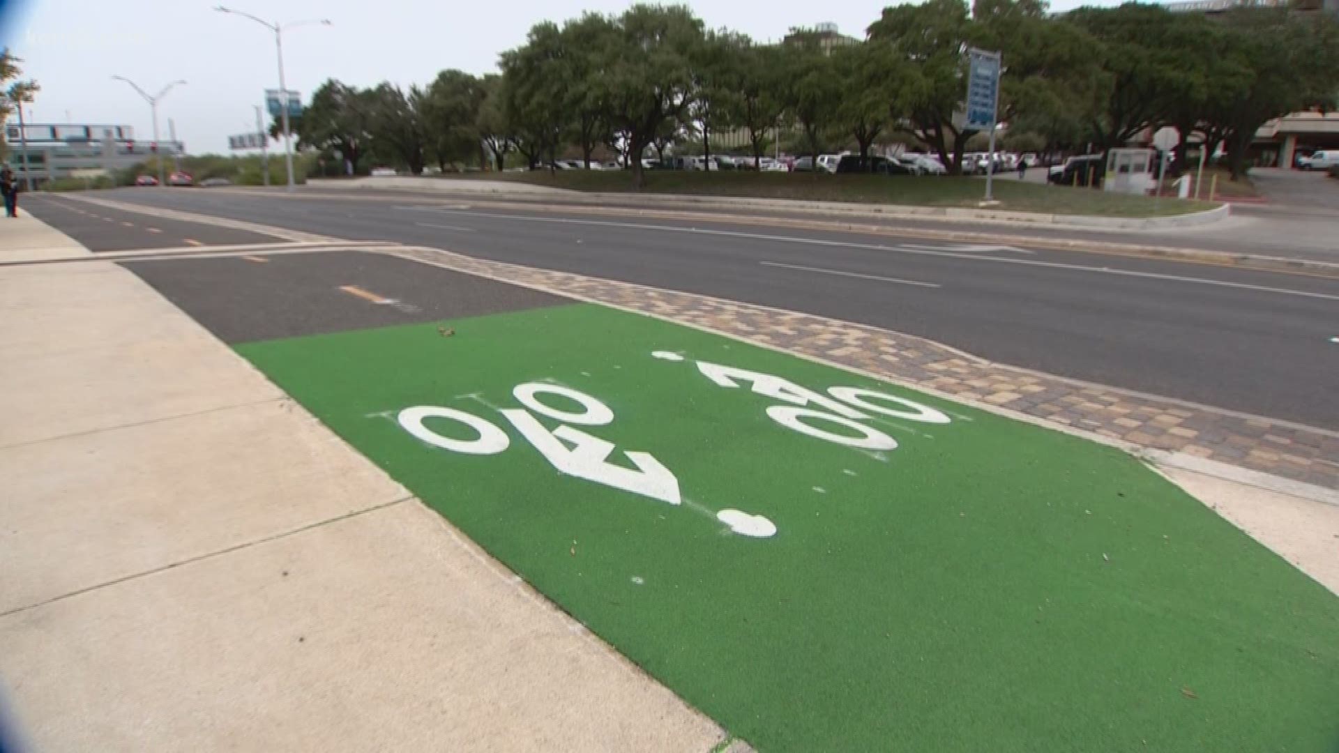 This bike path is like no other in the city. Eyewitness News Reporter Sharon Ko is at the trail on Floyd Curl with more information.