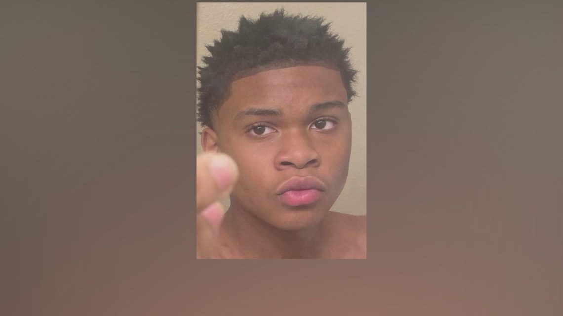 Bexar County deputies searching for missing 14-year-old boy | kens5.com