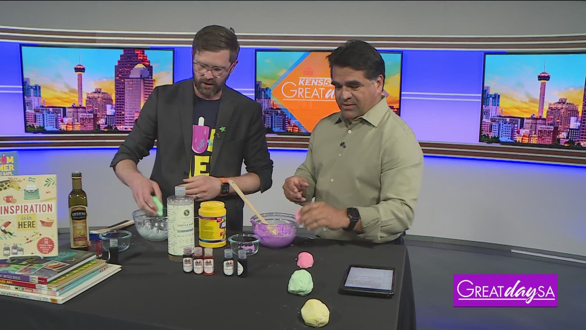 Paul makes squishy soap with Scott Williams of the San Antonio Public Library.