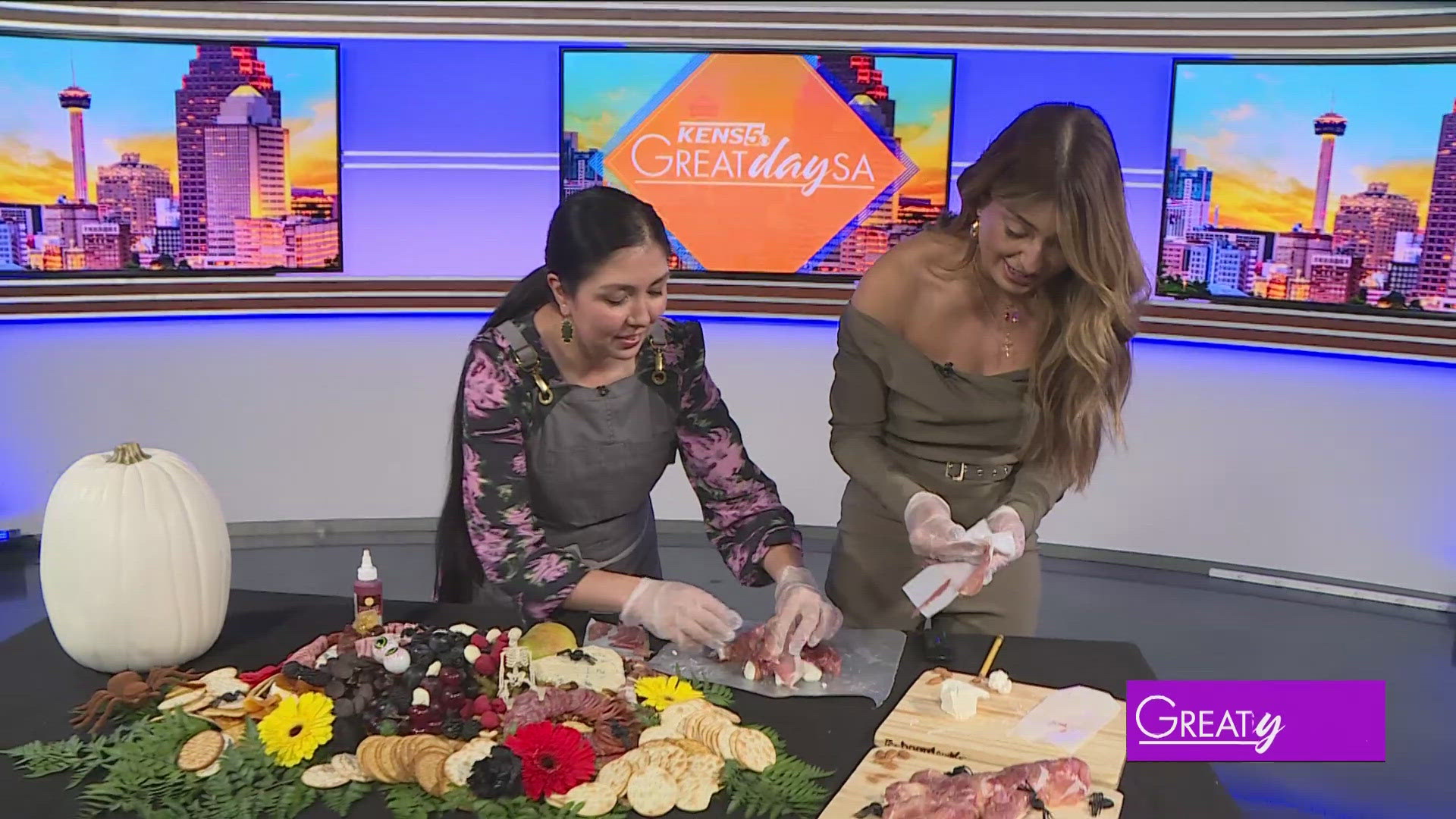 Monica Nino with The Board Couple shares a fun Halloween Charcuterie board.