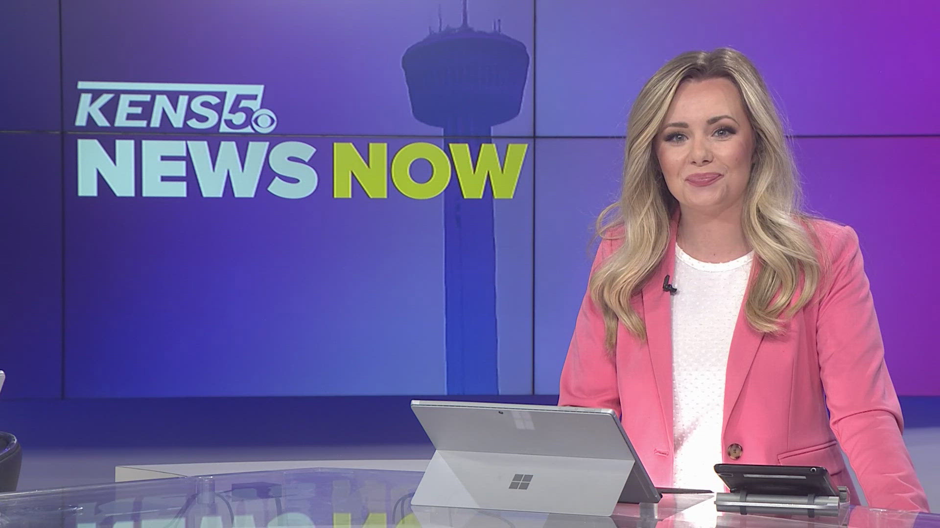 Follow us here to get the latest top headlines with the KENS 5 anchor team every weekday!