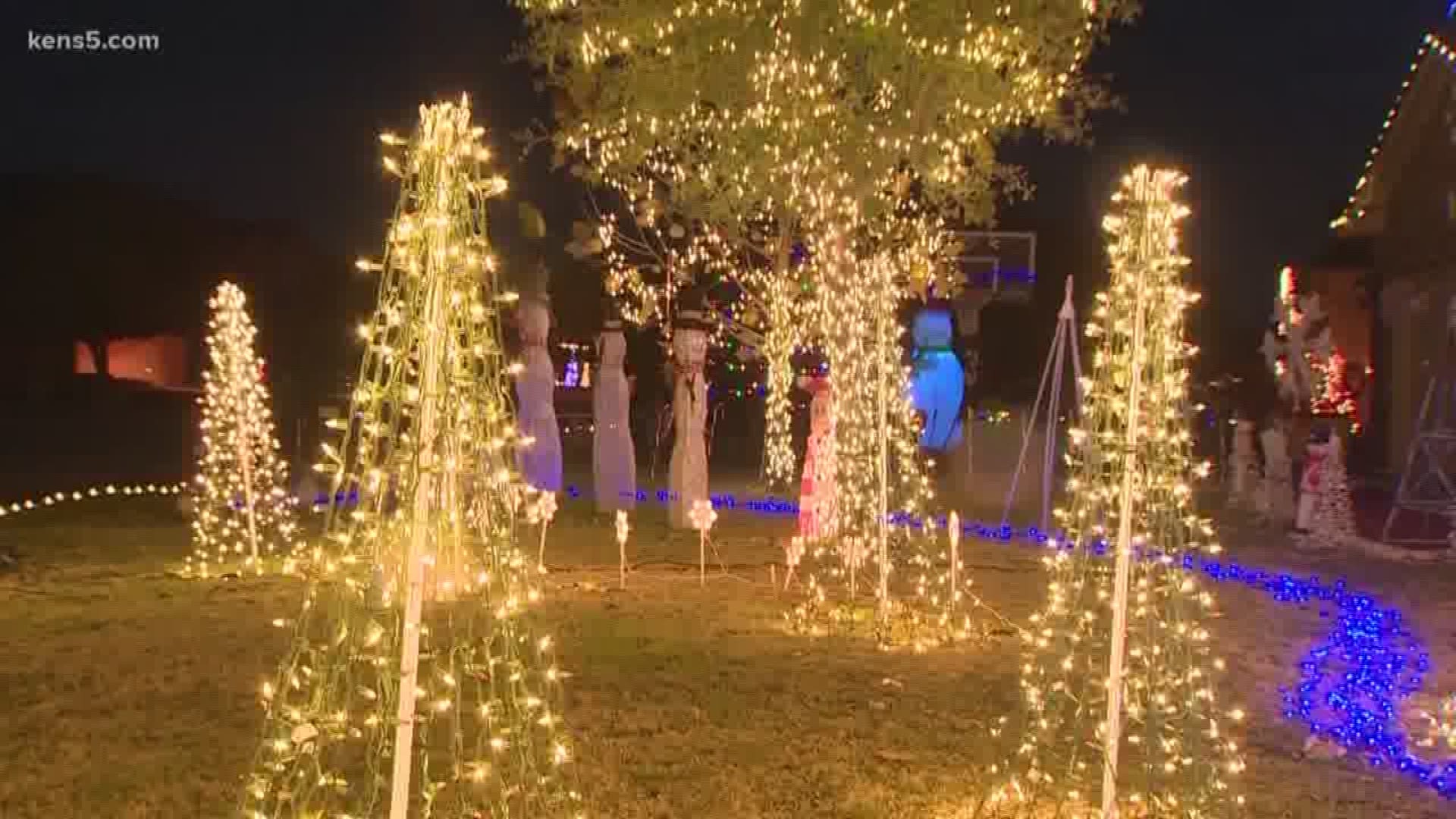 On the corner of Shadow Knolls in Boerne stands the 'Hinojosa Family Lights' display that hundreds of people line up to see every year. Eyewitness News reporter Roxie Bustamante has more.