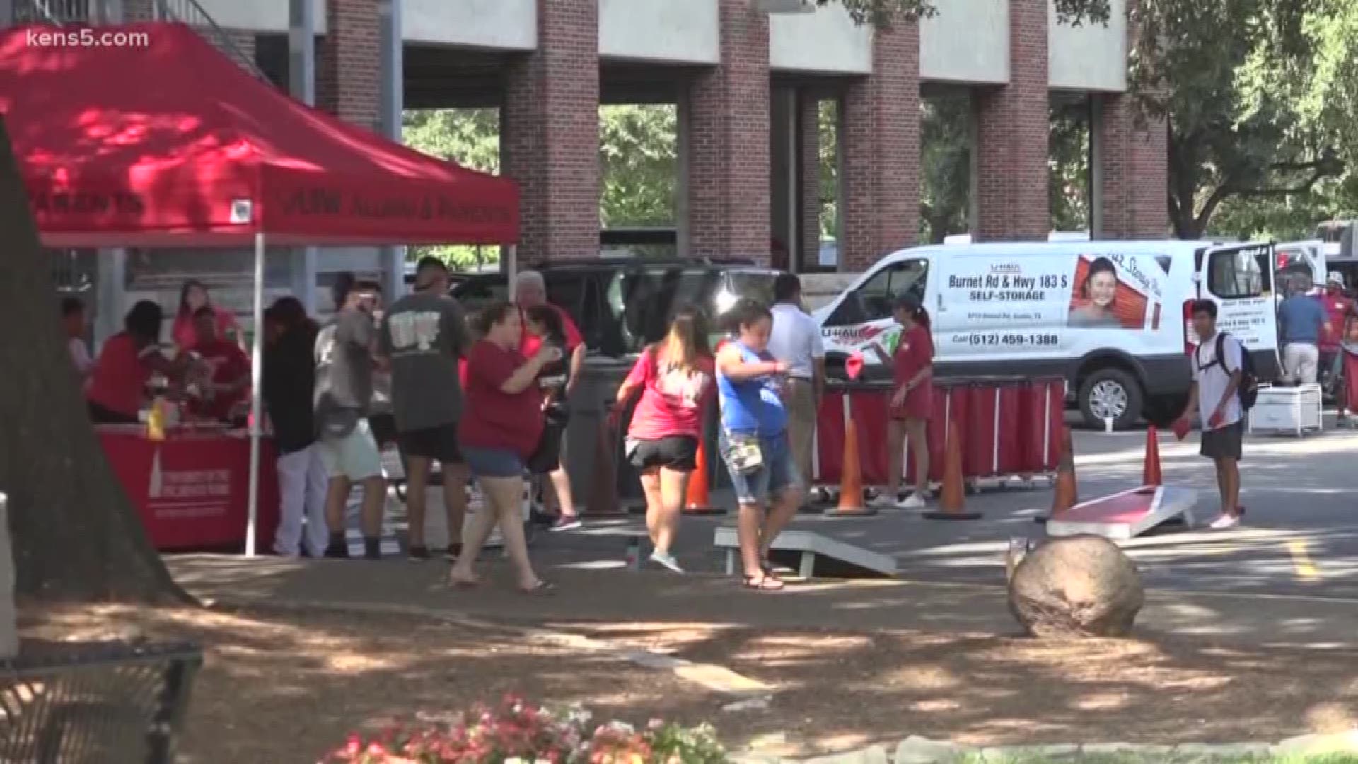 Incoming freshmen from all over the country arrived at the University of the Incarnate Word campus to move in on Thursday.