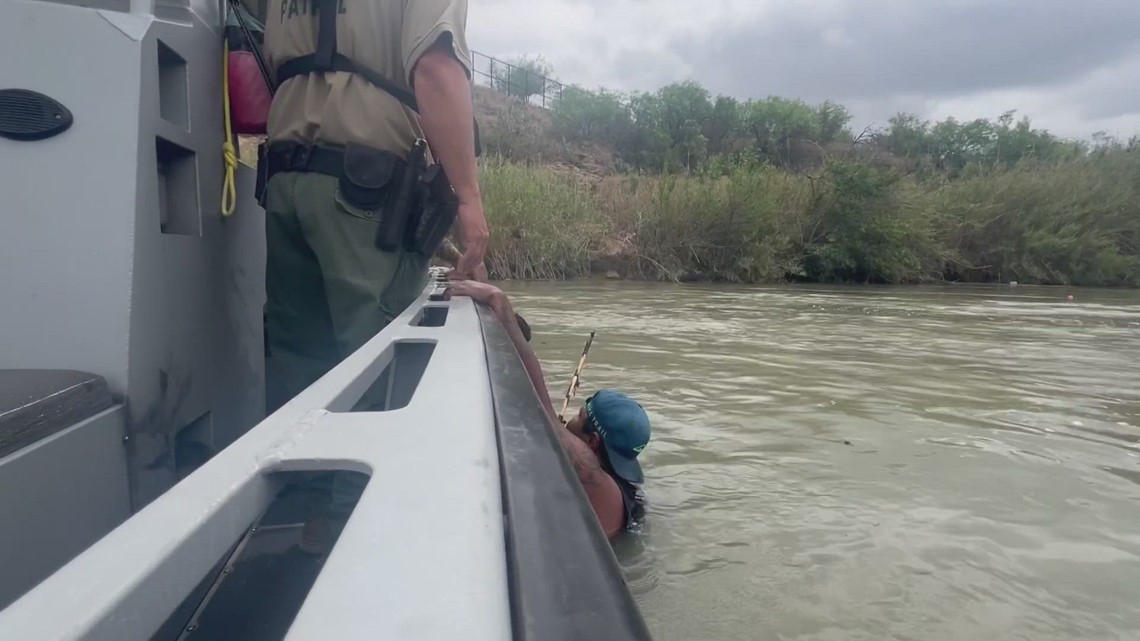 Exclusive video shows Border Patrol agents rescue migrants from raging ...
