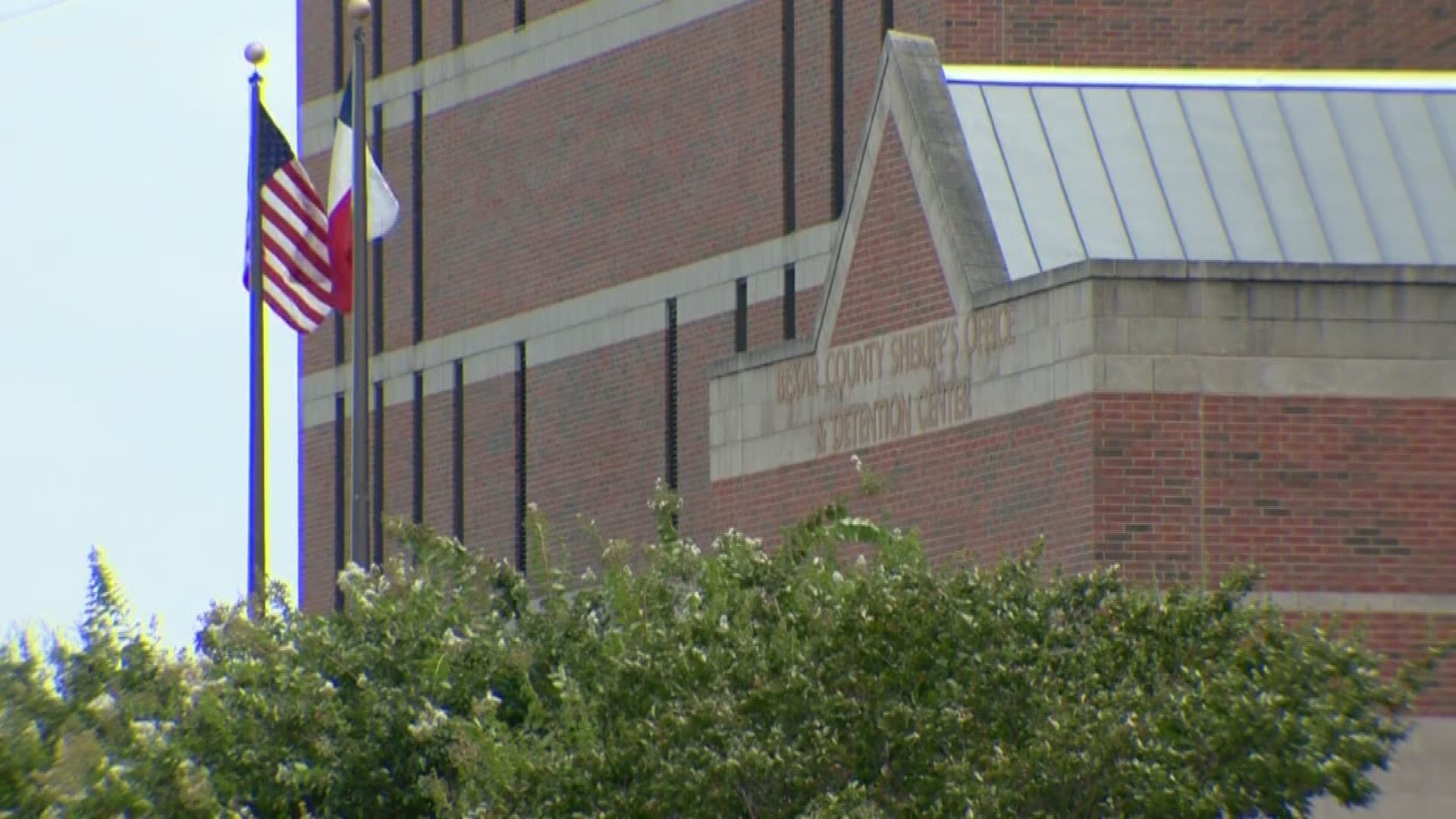 Officials have confirmed a 24-year-old inmate died at the Bexar County Jail Thursday morning.