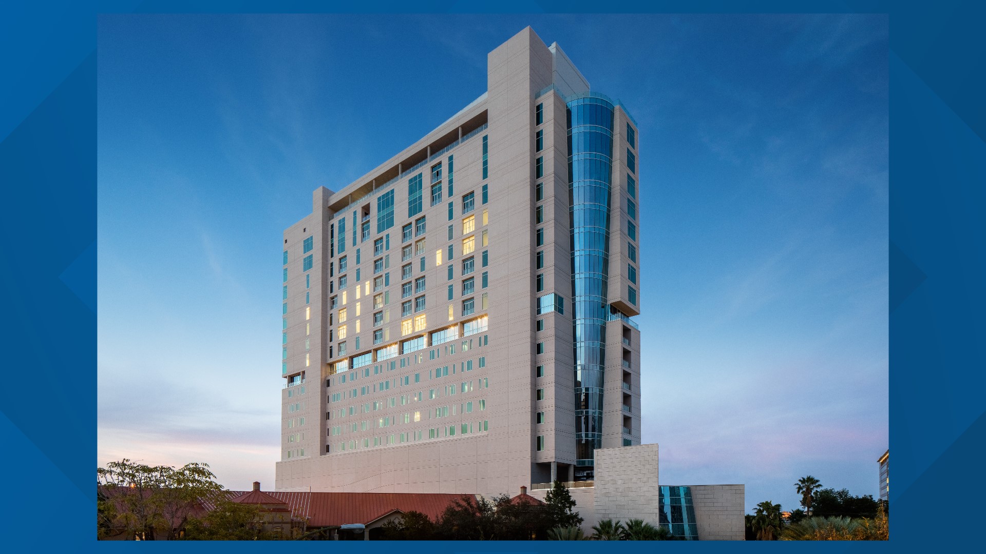 Hotels near San Antonio River Walk