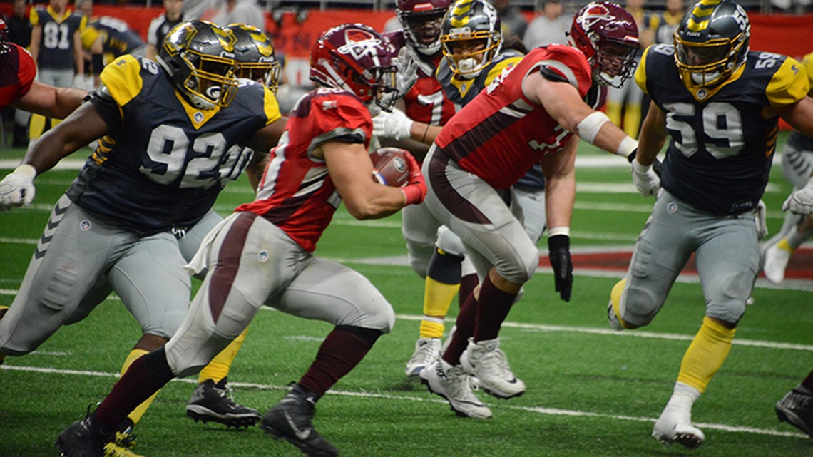 Alamodome on X: ⚔️ San Antonio Commanders ⚔️ Hey Football