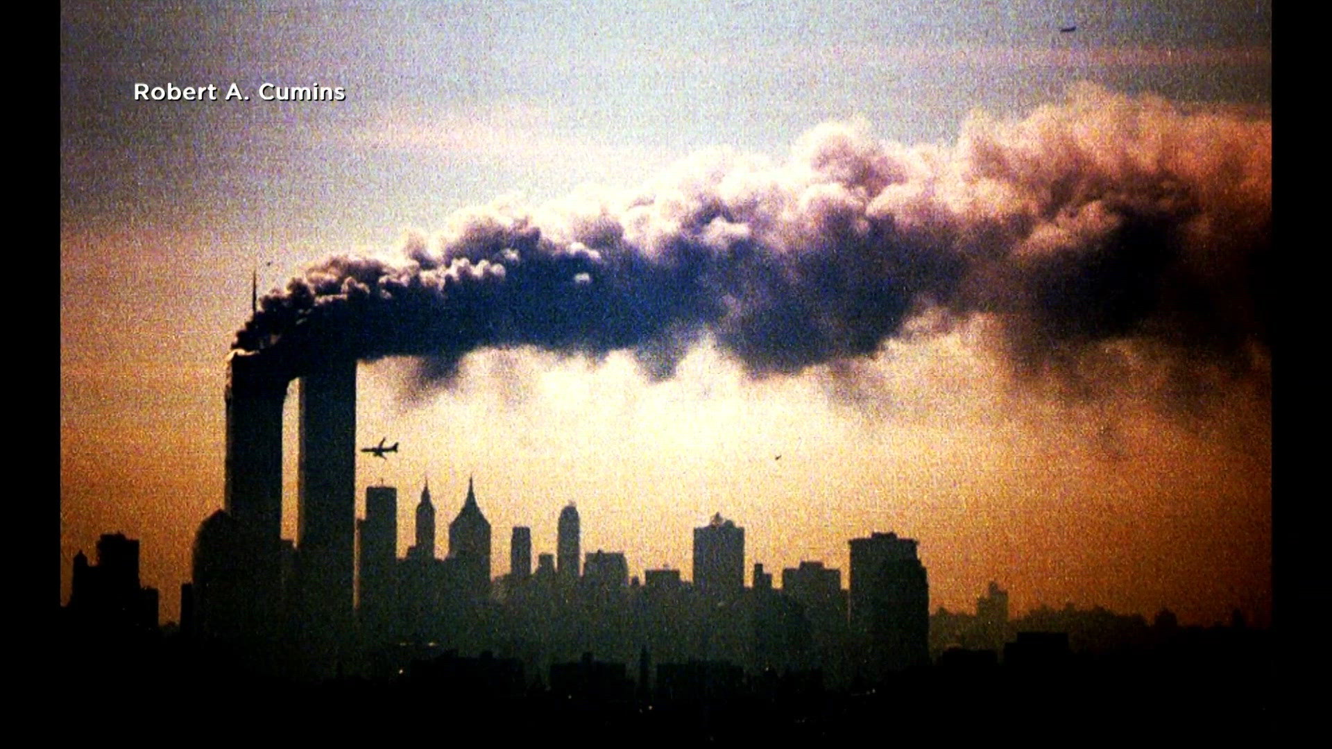 Photographer reflects on capturing historic photo of 9/11 attacks