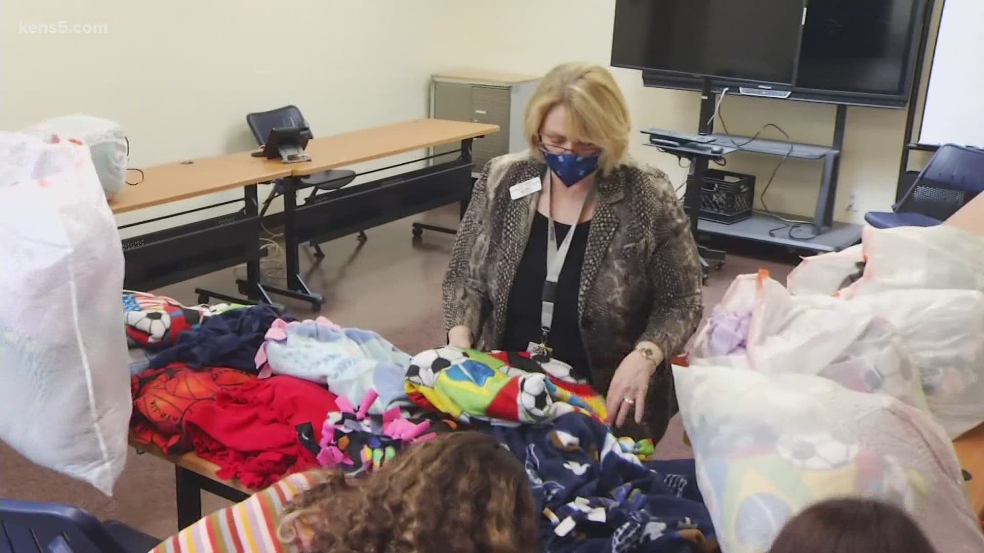 A San Antonio teen is helping keep kids warm this winter with her philanthropic efforts.