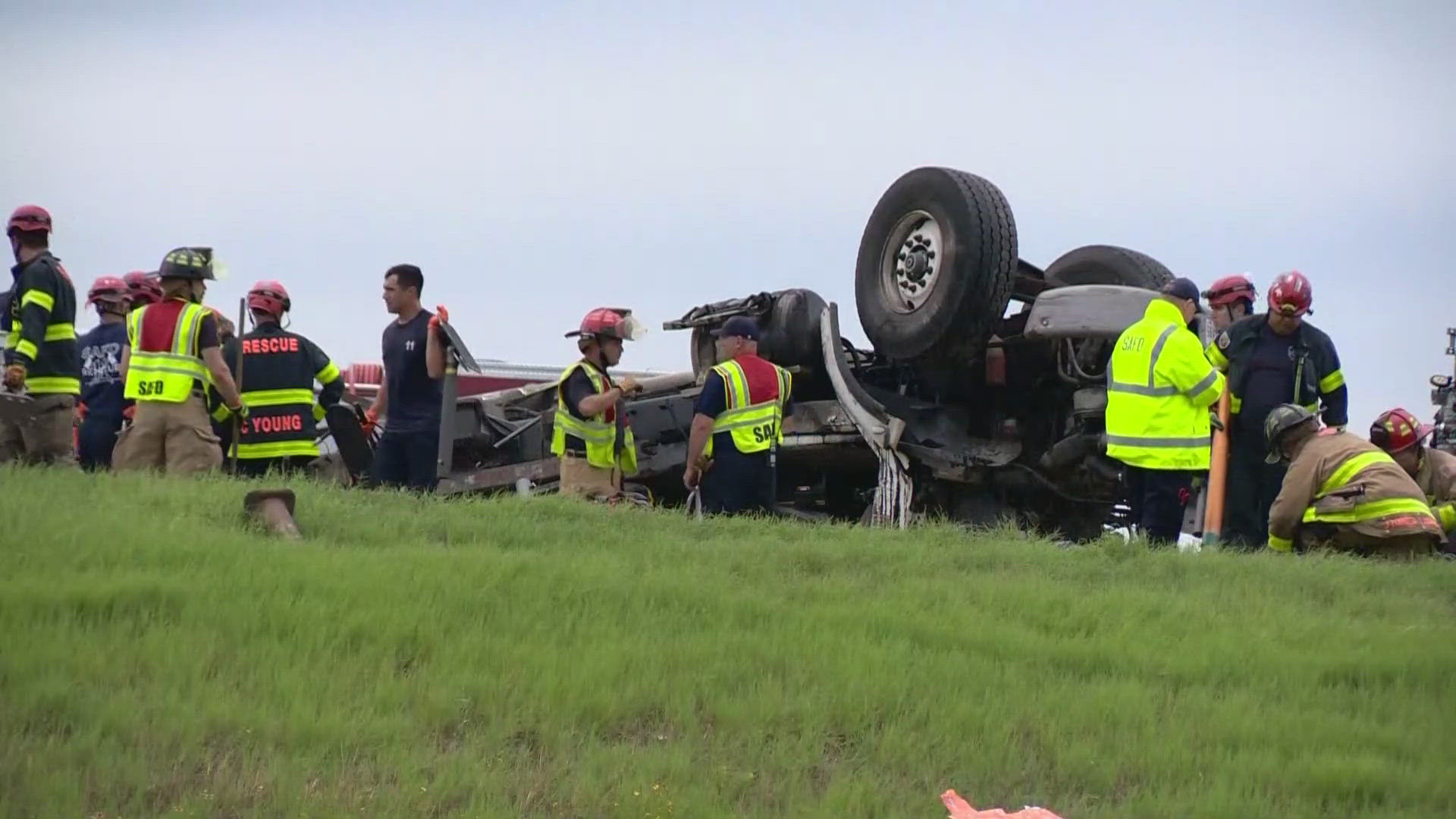 Deadly accident at Loop 1604 and Judson Road in San Antonio