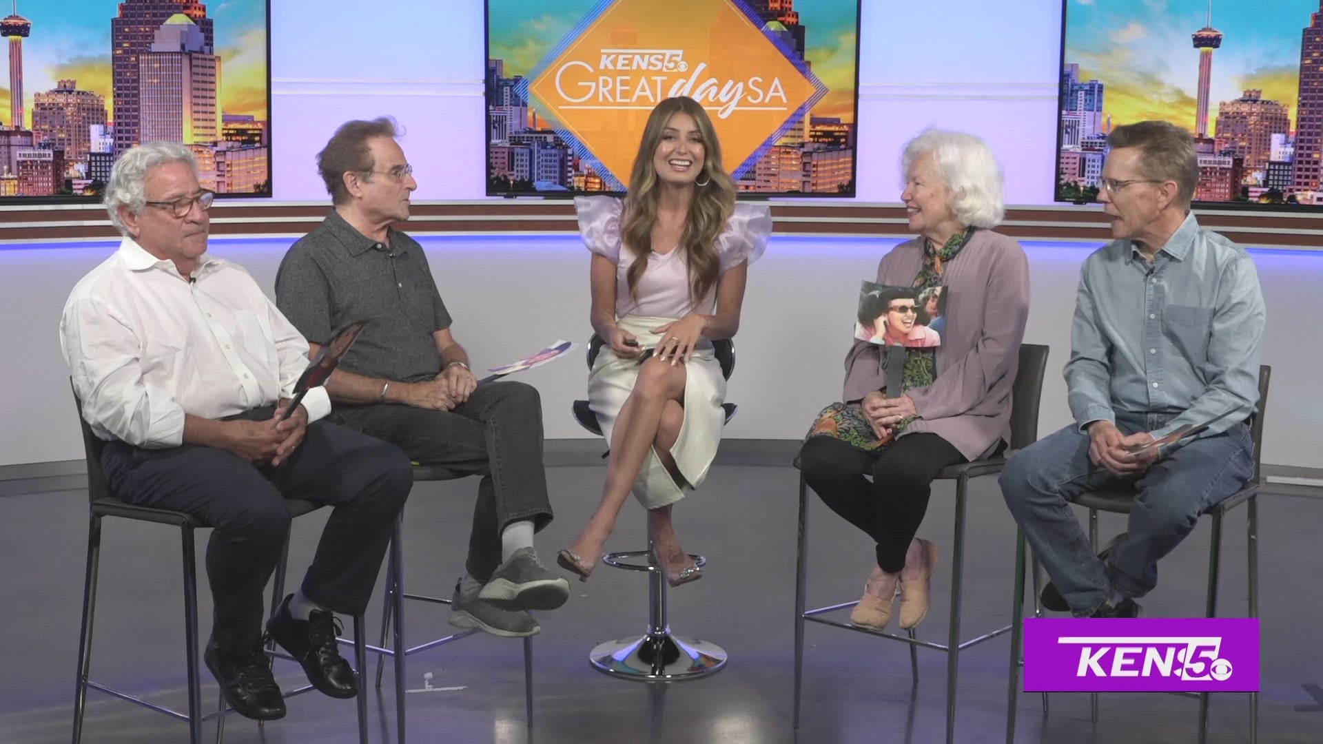 To celebrate the 45th Anniversary of the film, the cast of "Grease" stop by to chat about the Summer Lovin' Celebration this weekend.