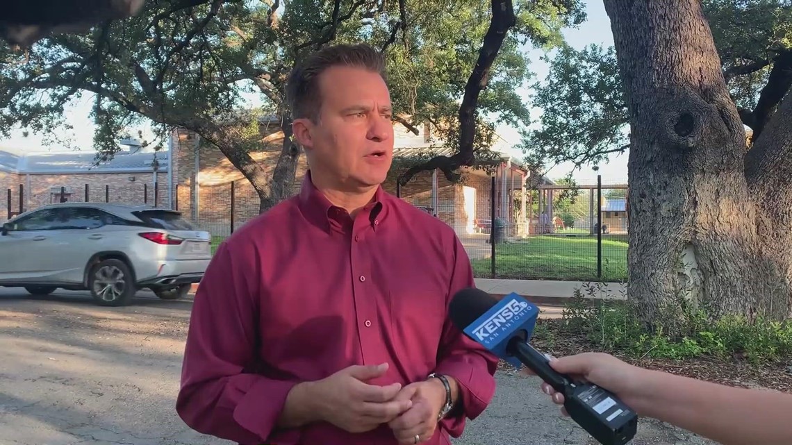 Sen. Gutierrez supporting Uvalde on first day of school - Vimarsana News