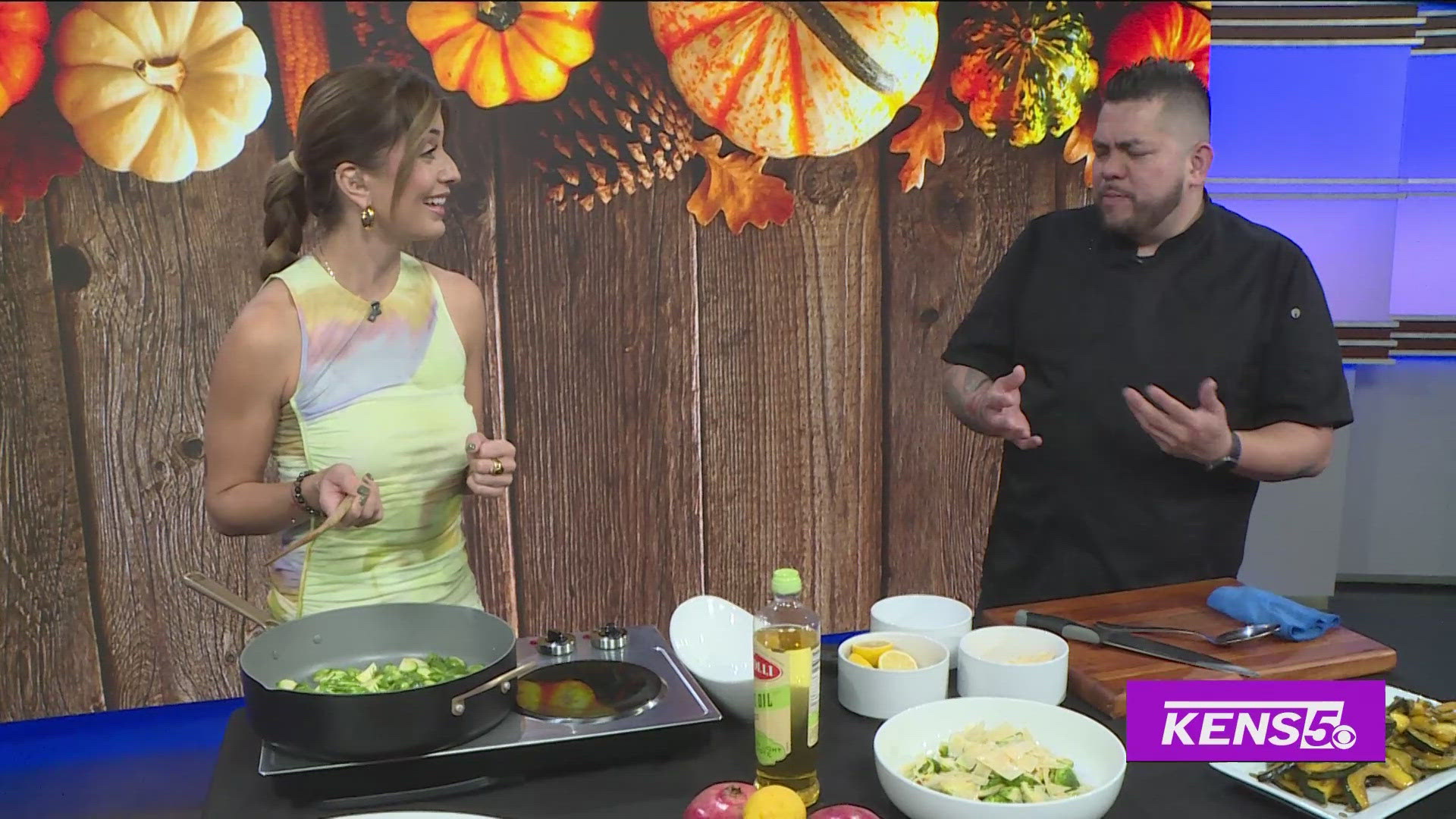 Chef Jose B cooks up some healthy Thanksgiving side options.