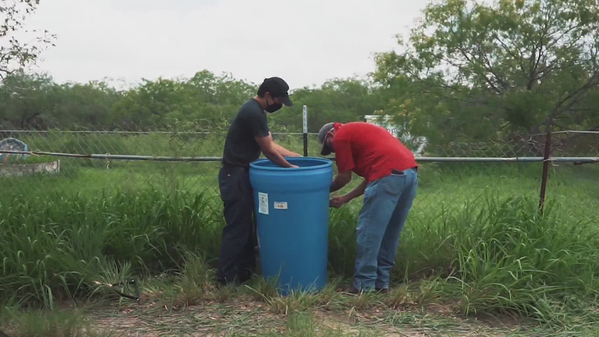 A nonprofit group is adding new water stations at the border in Brooks County to help keep migrants from dying in the heat.