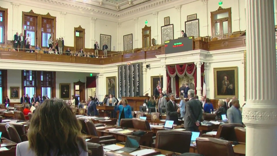 Governor Abbott willing to get vouchers 'the hard way' by challenging fellow Republicans at the polls - Vimarsana News