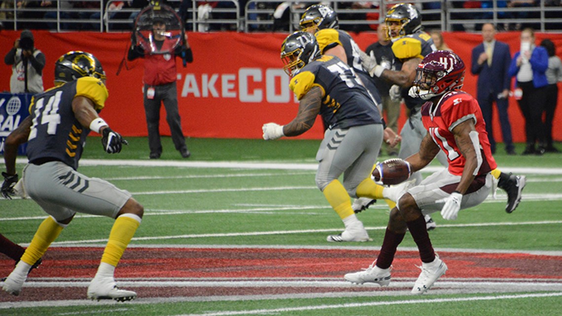 San Antonio Commanders lose after late rally by Orlando Apollos