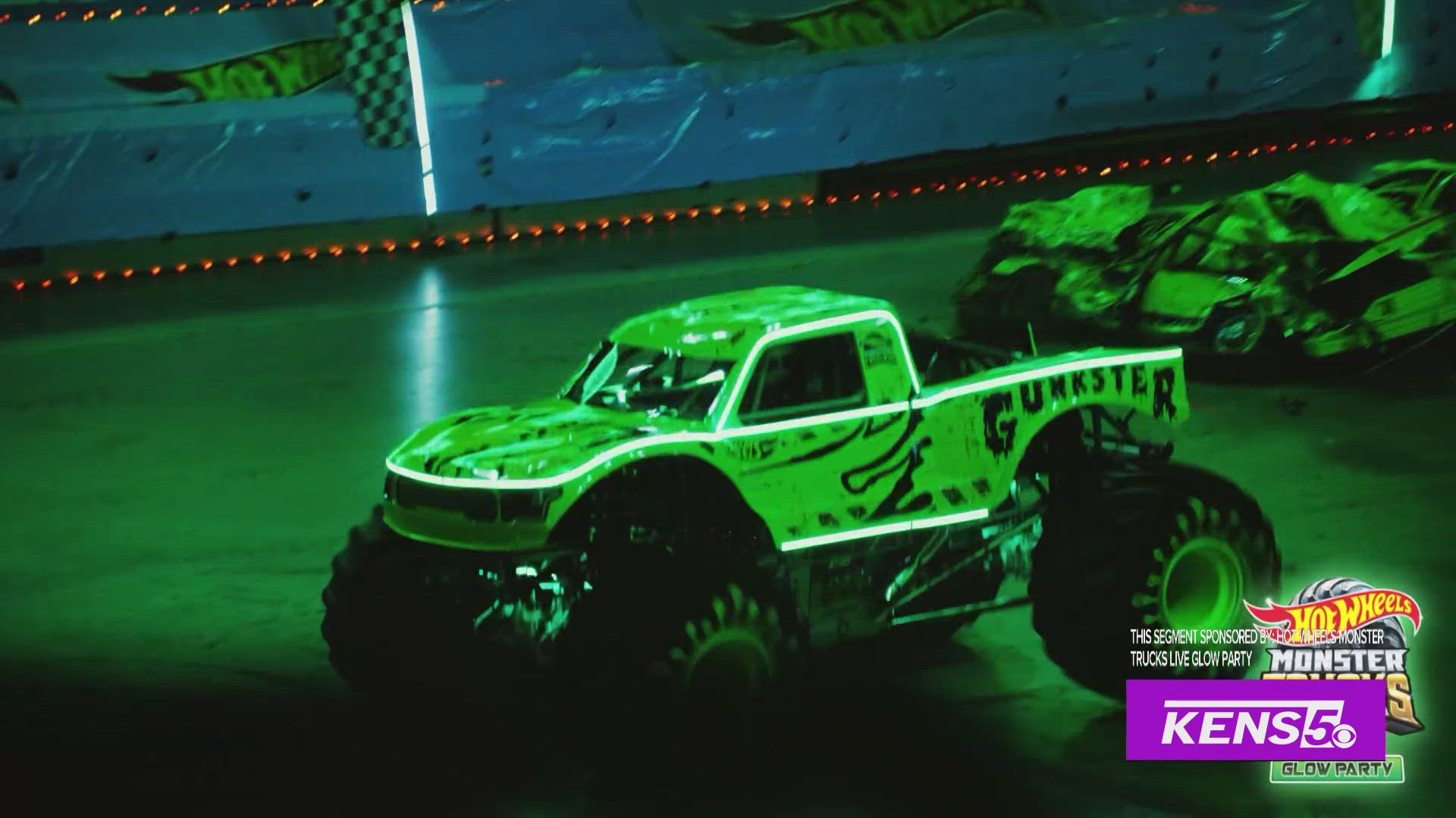 HOT WHEELS GLOW PARTY MONSTER TRUCKS LIVE*¨