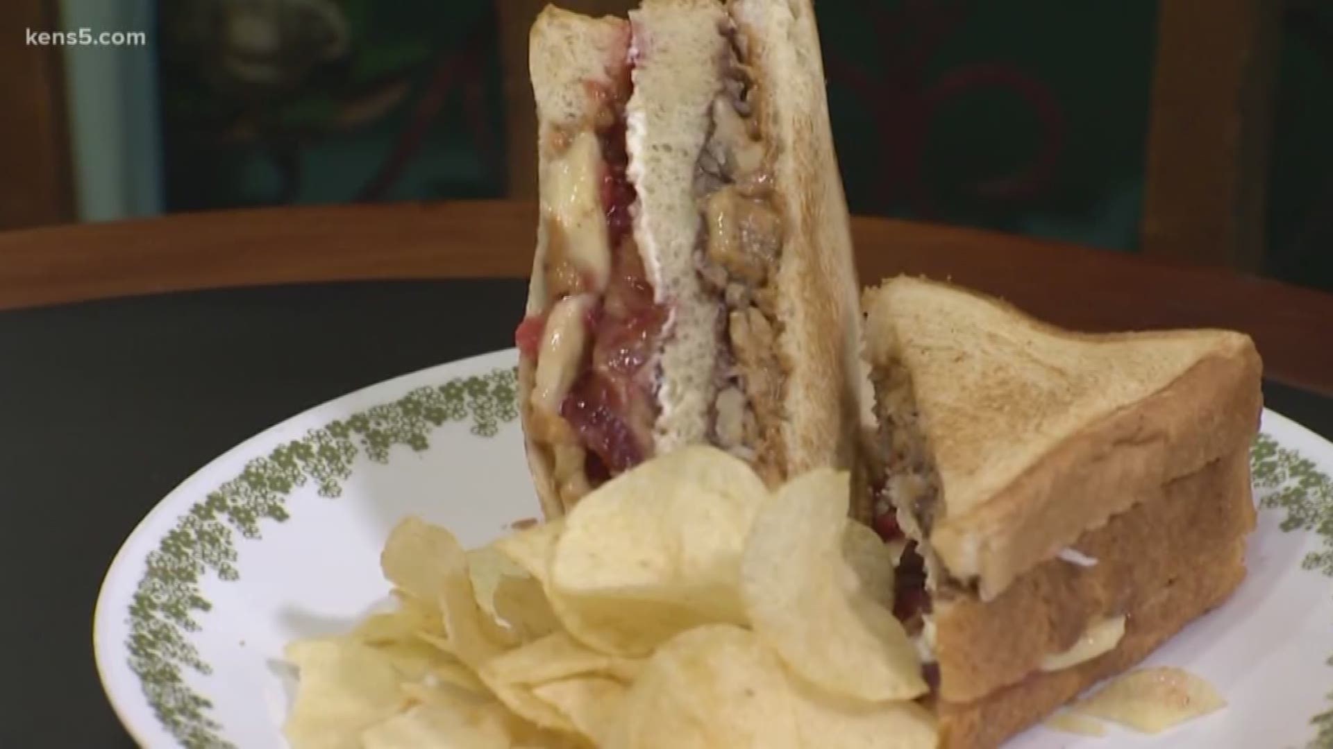 A new spot in SA offers up variations of a childhood classic that still has adults hooked. KENS 5's resident foodie Marvin Hurst introduces us to "PB&J with Tay."