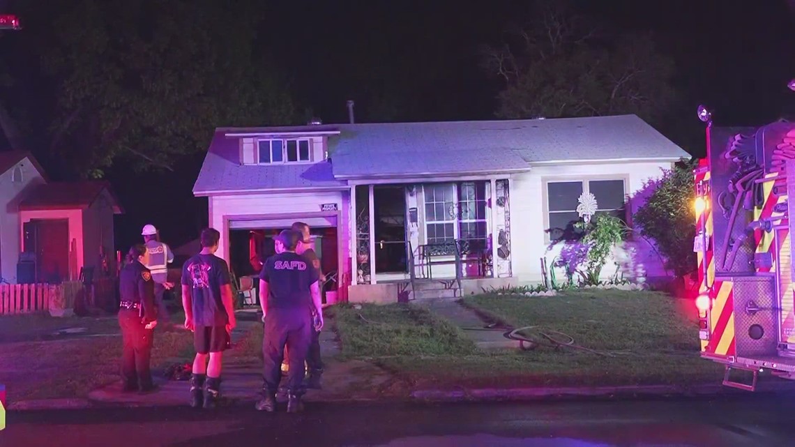 No injuries reported in house fire on southeast side