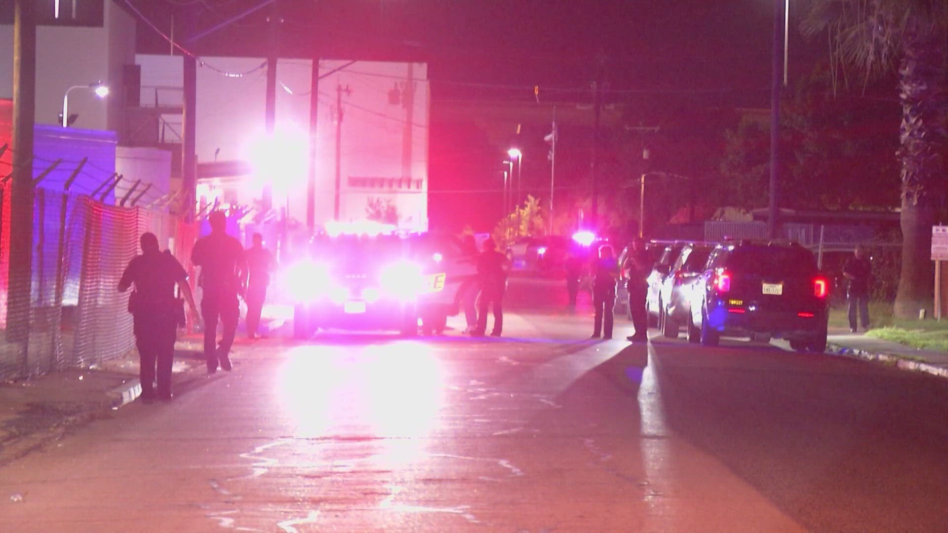 Man shot four times during fight at west-side apartments | kens5.com