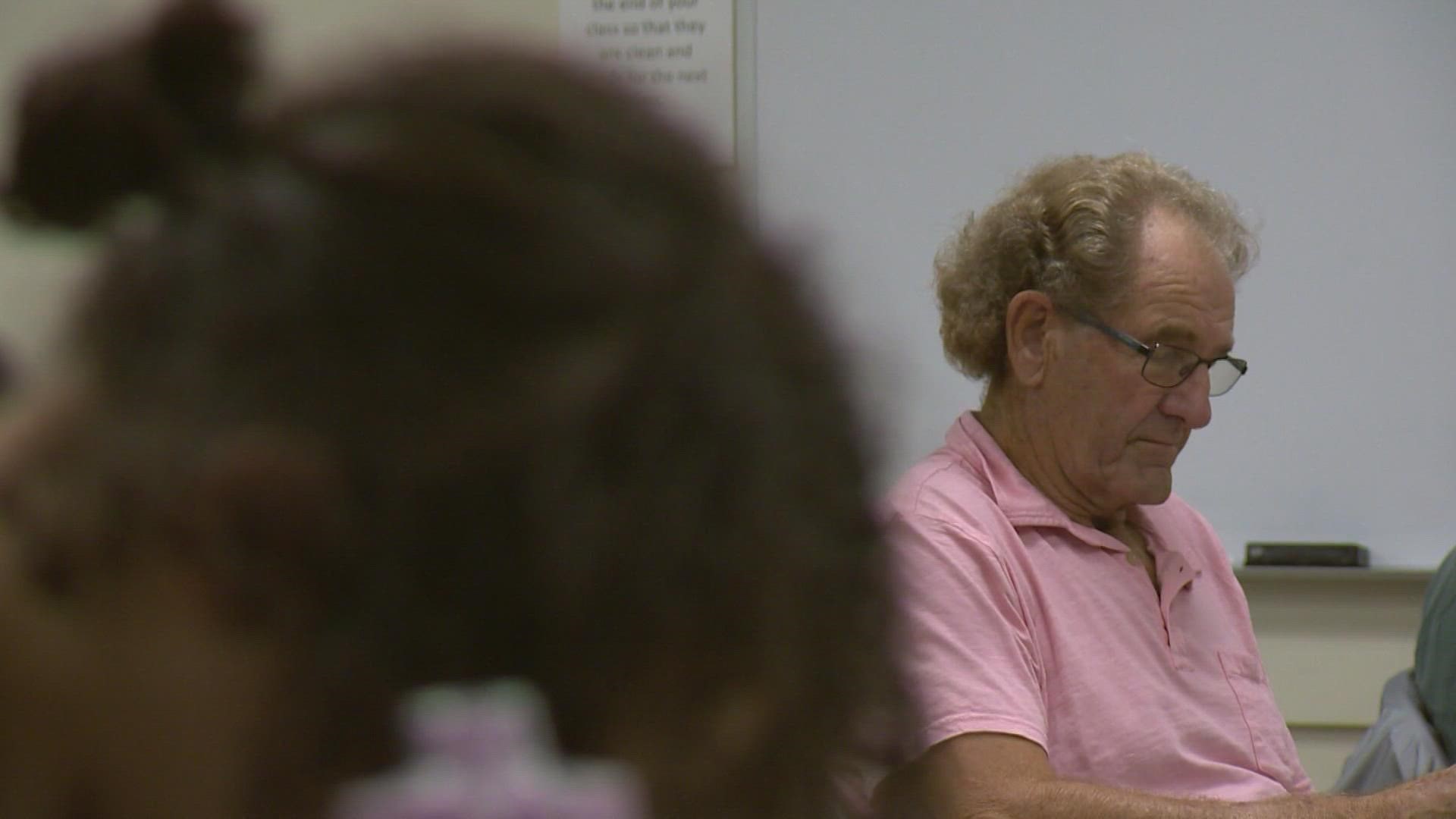 Meet the seniors who prove there's no age limit to learning | kens5.com