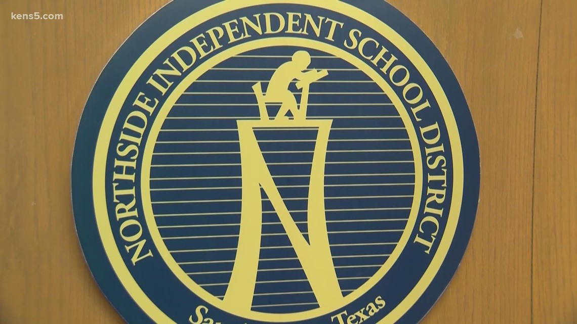 San Antonio school districts experience hundreds of absent staff on first day back, teacher's union calls for mask mandate - Vimarsana News