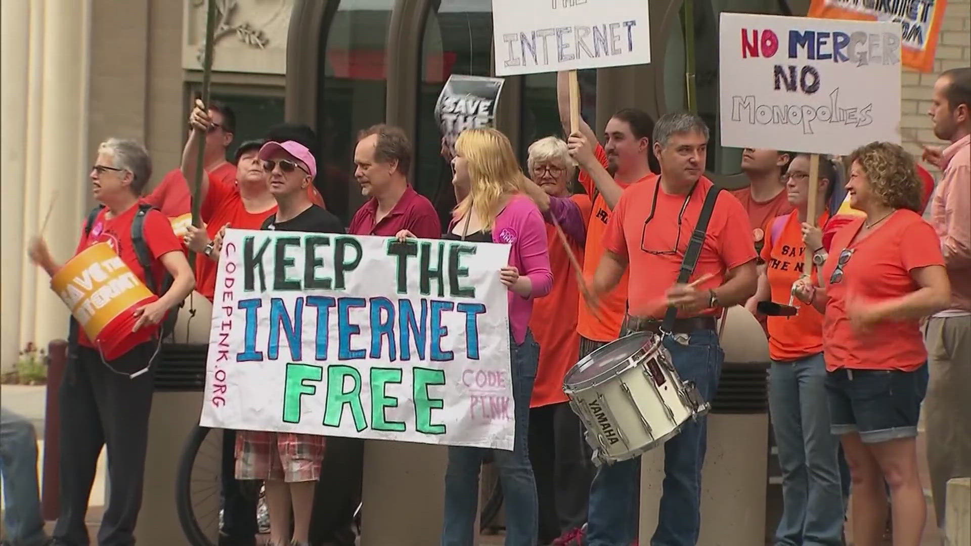 They agreed to ban internet service providers from blocking or slowing down consumers web access.