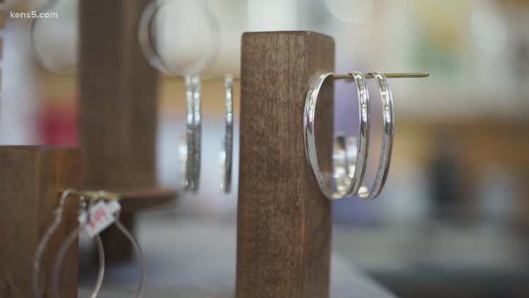 Small business born out of woman's love of jewelry | Made in SA