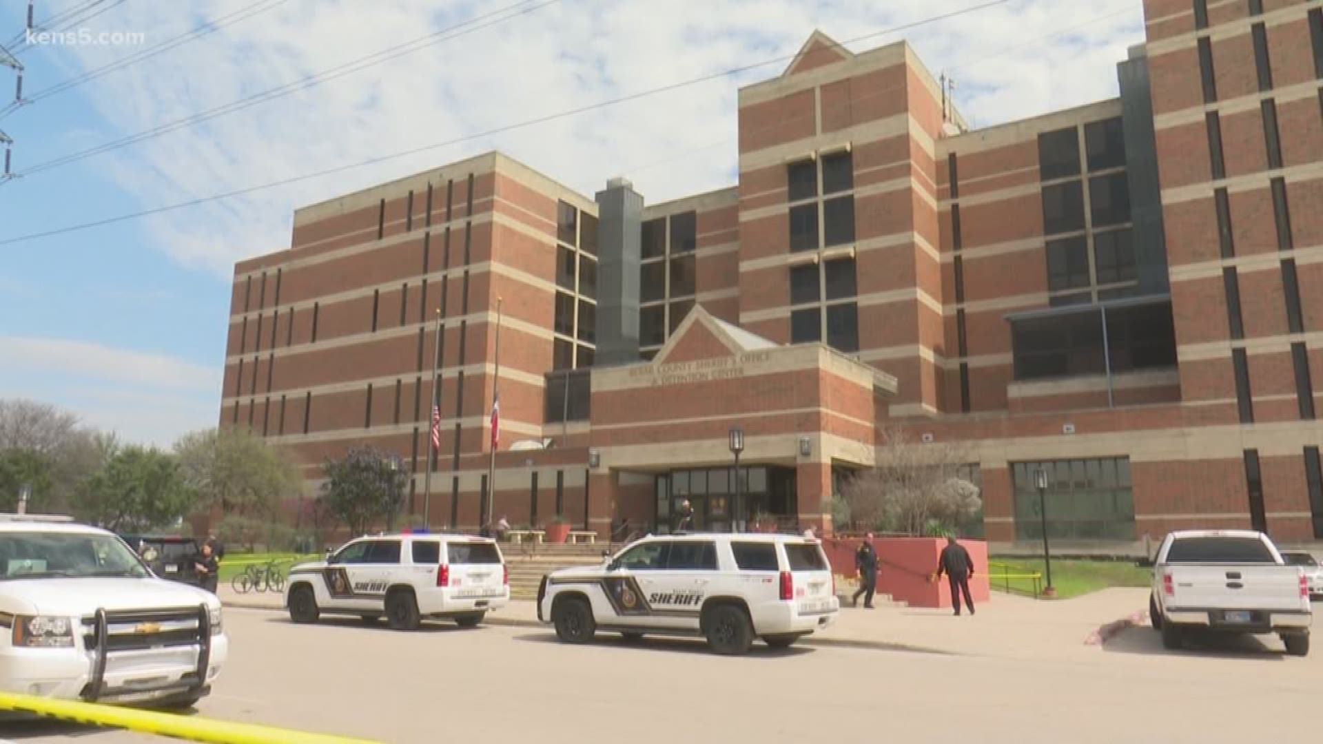 A report from the Texas Commission on Jail Standards found that the Bexar County Sheriff's Office had evidence of a planned escape but failed to stop it.