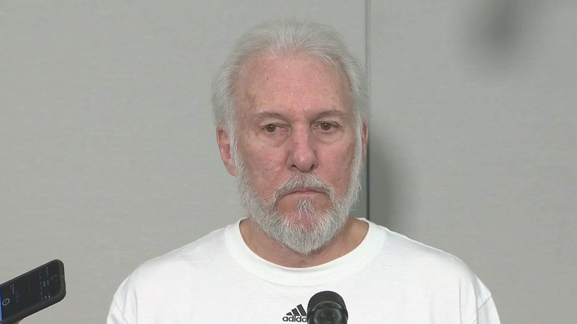 Raw video: During a press conference, Spurs Head Coach Gregg Popovich 'pops off' on Zaza after Kawhi's injury during Game 1 vs. Golden State.