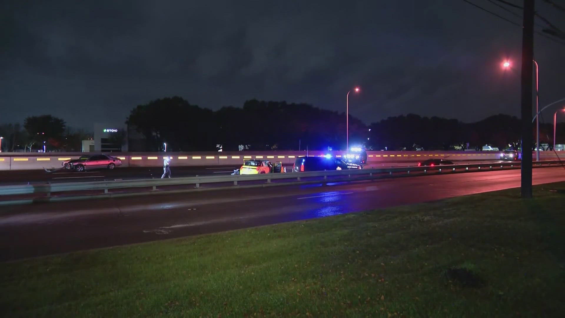 The trooper was taken to a hospital in critical condition and the toll road shut down in the middle of Dallas’ morning commute.