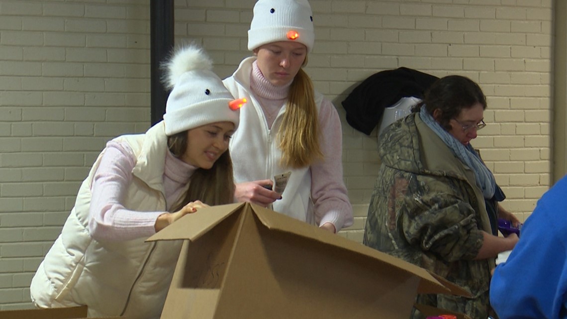 Blessings in Boxes Christmas Assistance – West Henderson High School