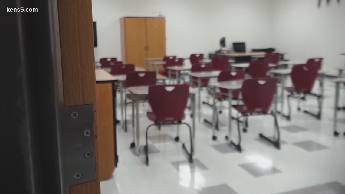 Comal ISD teacher questions late notice on optional-mask policy - Vimarsana News